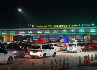 Petugas Mulai Terapkan One Way dari Cikampek Hingga Kalikangkung