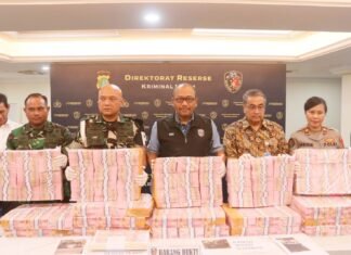 Terbongkar! Aksi Komplotan Pencetak Uang Palsu Rp 22 Miliar
