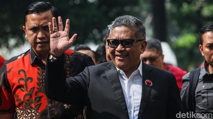 potret-sekjen-pdip-hasto-penuhi-panggilan-polda-metro-jaya-4_169