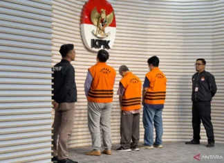 KPK Tetapkan Tiga Tersangka Korupsi PLTU Bukit Asam