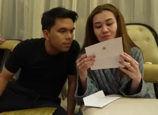 Thariq-Aaliyah Dapat Kado Kain Batik Dari Presiden dan Ibu Negara