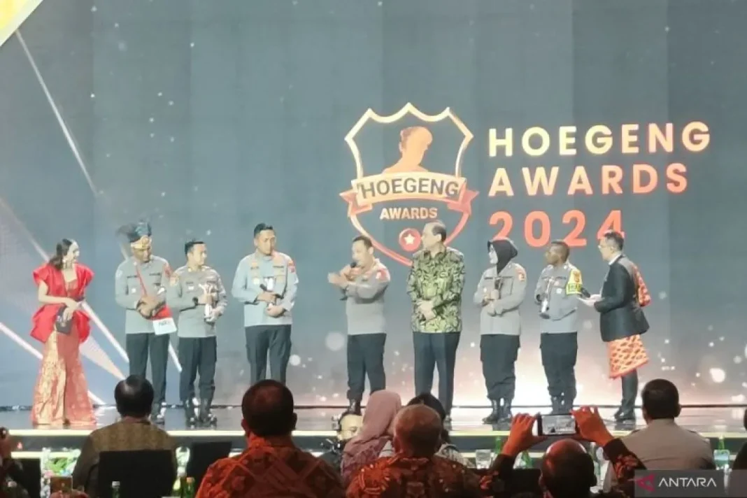 Hoegeng Award 24