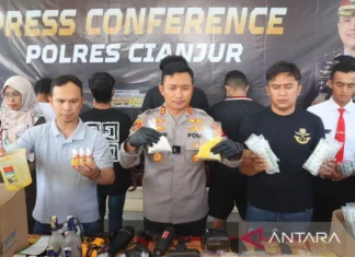 Polres Cianjur Tangkap Empat Pembuat Narkoba Rumahan