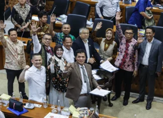 DPR RI Gelar Rapat dengan Agenda Tunggal Pengambilan Keputusan Terhadap RUU Pilkada