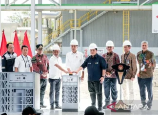 Menteri Erick dan Bahlil Mengaku Sedih Lihat Presiden Jokowi Pamit Ke Warga Pontianak