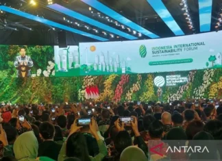 Presiden Buka ISF dan Pamer PLTS Terbesar di Asia Tenggara