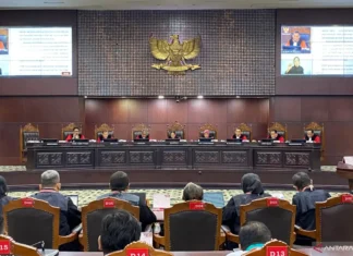 MK Tegaskan Pemberi Kerja Wajib Utamakan Tenaga Kerja Indonesia