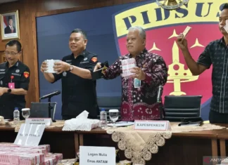 Kejagung Sita Uang Tunai Senilai Hampir Rp 1 Triliun Dari Tangan ZR