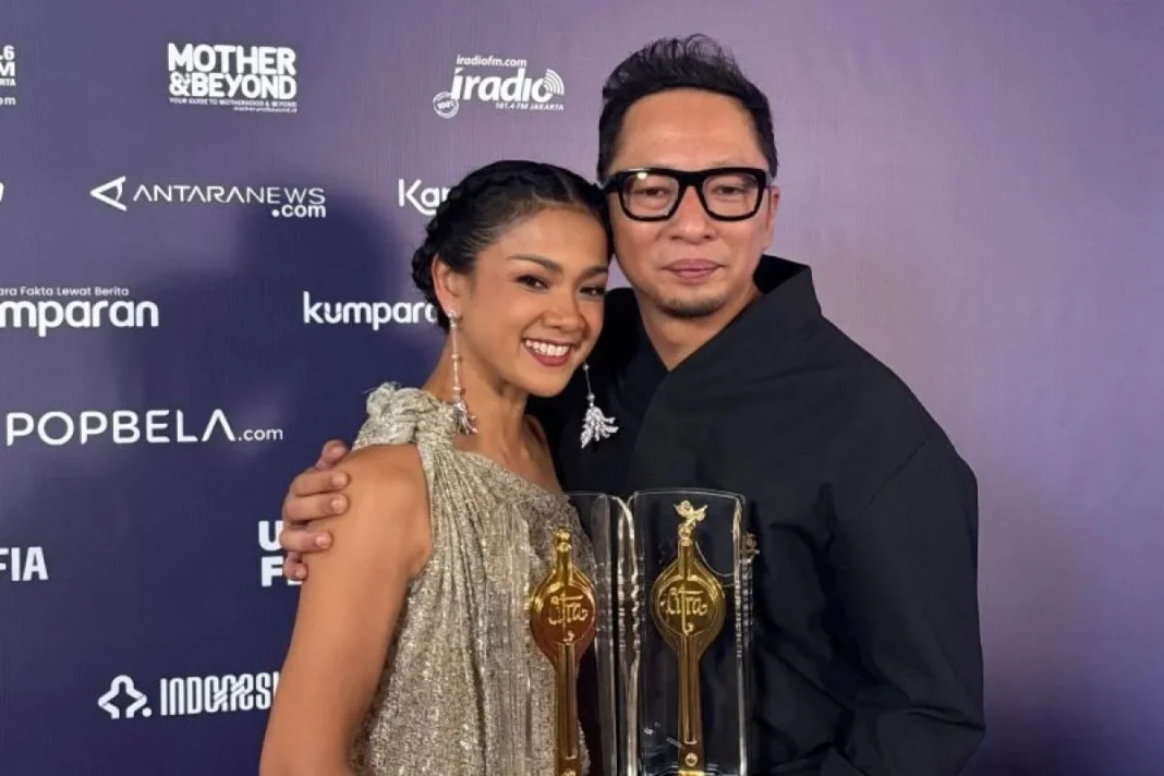 Aktris Nirina Zubir bersama Ringgo Agus Rahman