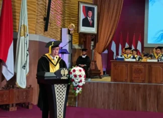 Bos Sido Muncul Irwan Hidayat Dihadiahi Gelar Doktor Kehormatan Unnes