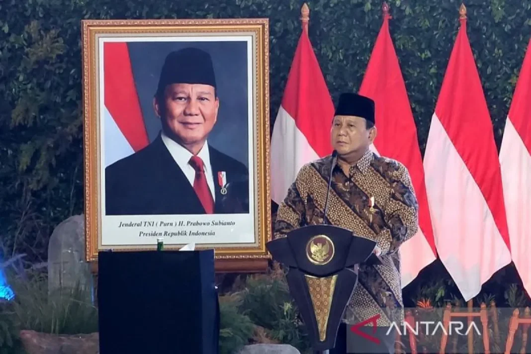 Presiden RI Prabowo Subianto membuka acara Rakornas 2024 Pemerintah Pusat dan Pemerintah Daerah di SICC, Kabupaten Bogor, Jawa Barat, Kamis