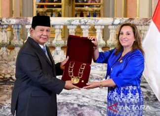 Presiden Prabowo Dianugerahi Penghargaan Grand Collar de la Orden El Sol del Peru