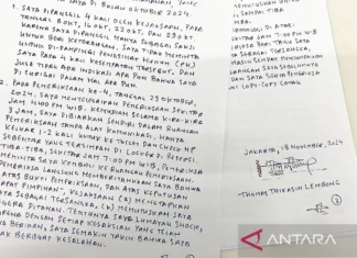 Ini Alasan Tom Lembong Terus Tersenyum Saat Tiba Di Salemba