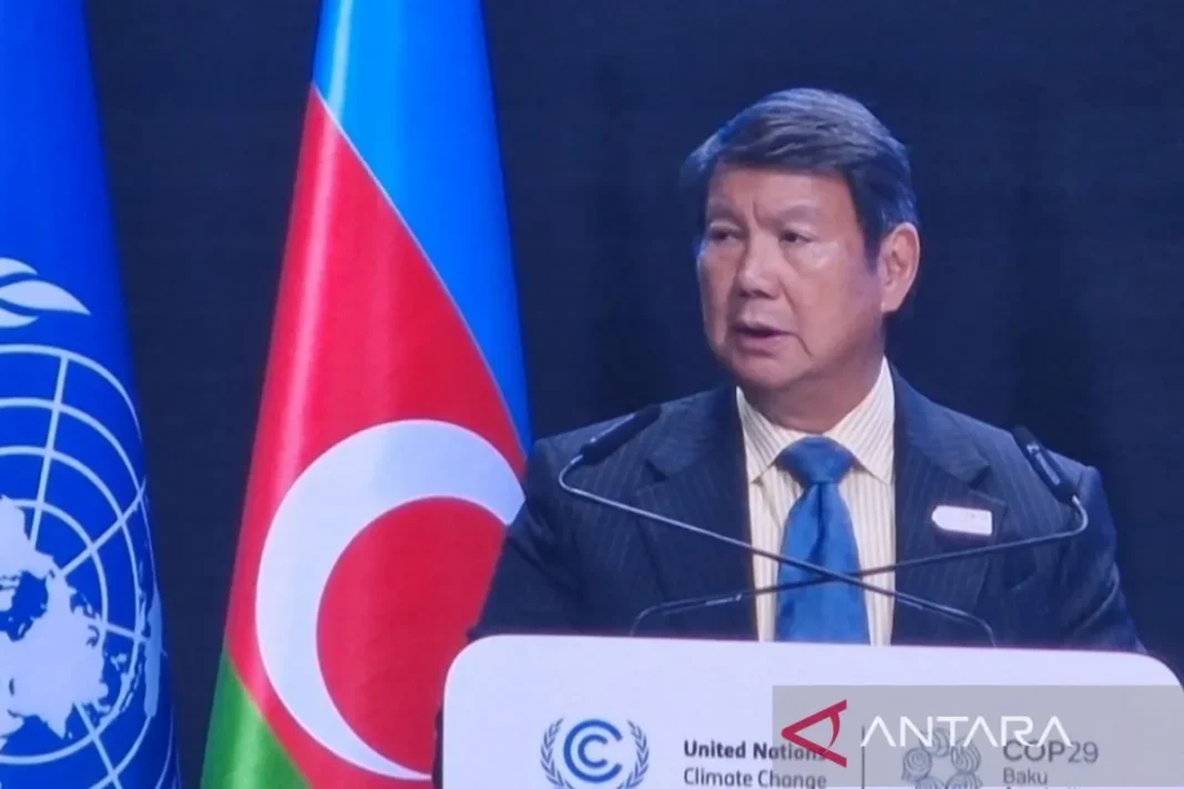 Utusan Khusus Presiden pada COP29, Hashim S Djojohadikusumo saat menyampaikan pesan nasional di depan kepala negara di konferensi perubahan iklim PBB