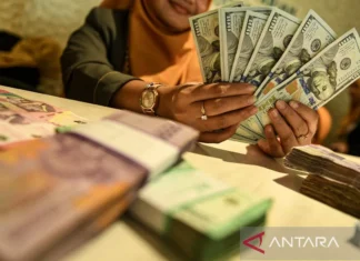 Analis: Rupiah Melemah Di Tengah Kekhawatiran Kebijakan Tarif Trump