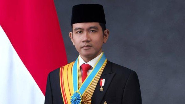 sah-ini-foto-resmi-kenegaraan-presiden-prabowo-wapres-gibran_169