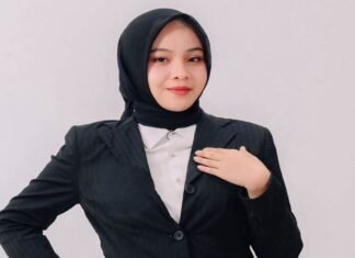 Asa Reni Angraeni Menuju Puncak Penganugerahan Bujang Gadis UIN Raden Fatah Tahun 2024 Palembang