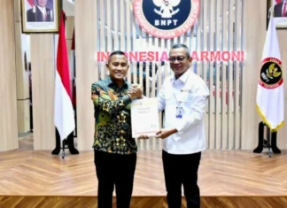 BNPT Terima Surat Keputusan Dan Sertifikat Lisensi LSP Dari BNSP