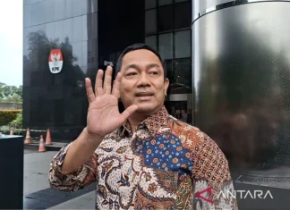 KPK Periksa Eks Wali Kota Semarang Hendrar Prihadi