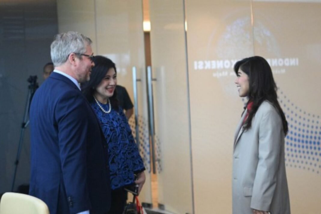 Menkomdigi bertemu Duta Besar Estonia