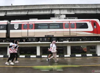 Pembangunan LRT Jakarta Capai 39,83 Persen Per 10 Desember