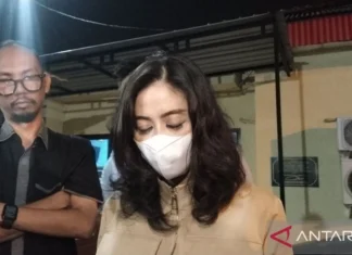 Polisi Periksa Lina Dedy Sebagai Saksi Kasus Aniaya Dokter Koas