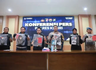 Polres Kediri Bekuk Pelaku Pembunuhan Satu Keluarga