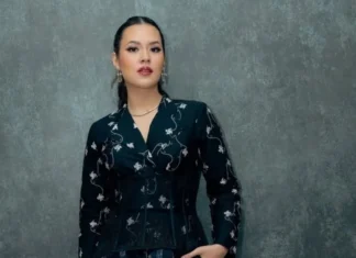 Raisa Andriana Ajak Anak Liburan Akhir Tahun Di Prambanan