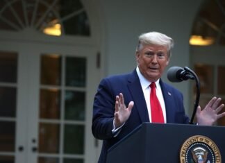 Survei: Mayoritas Warga AS Tolak Rencana Trump Ampuni Perusuh Capitol