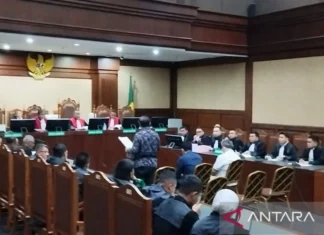 Tiga Hakim Terkait Vonis Bebas Ronald Tannur Didakwa Terima Gratifikasi