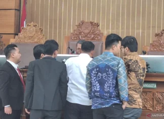 Hasto Kristiyanto Tak Pernah Perintahkan Staf Tenggelamkan Ponsel