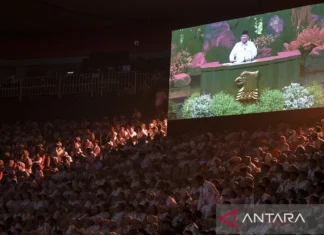 Prabowo Minta Mantan Presiden-Organisasi Agama Ikut Awasi Danantara