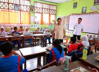 Prabowo Sidak Pelaksanaan MBG di TK-SD Pulogadung Jakarta