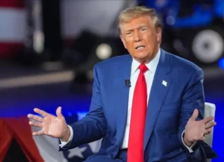 Trump Akan Bahas Penerapan Tarif Baru dengan Pemimpin Meksiko, Kanada