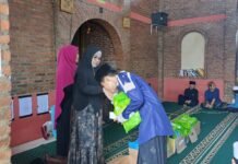 DMK Comm Berbagi Bahagia dengan 60 Yatim Duafa