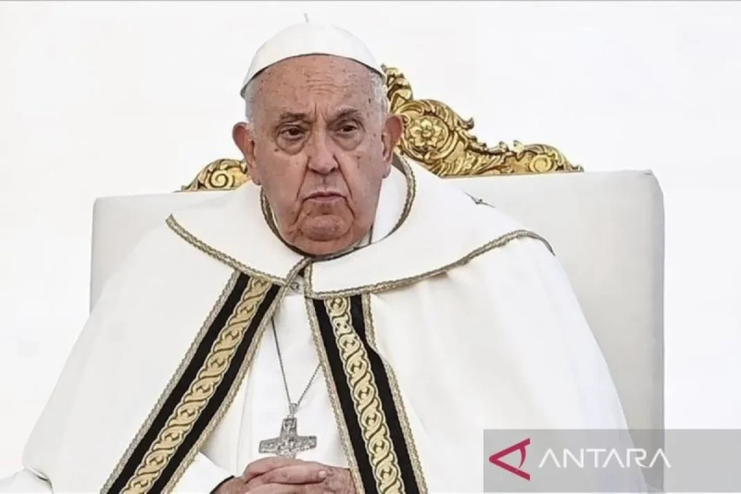 Kondisi pernapasan Paus Fransiskus kembali memburuk