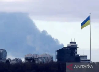 Kubu Trump Jalin Kontak dengan Politisi Potensi Capres Ukraina