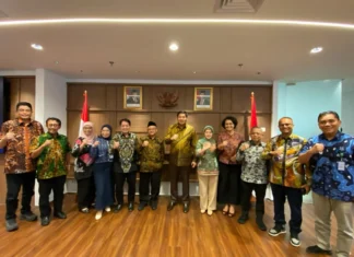 Mendikdasmen Bahas Rencana Pembangunan Rumah untuk Guru