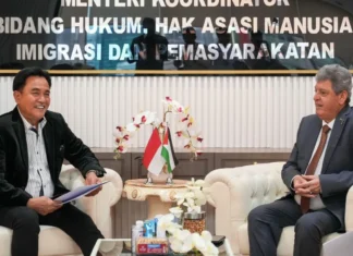 Menko Yusril: RI Akan Terbitkan Visa Baru Bagi Mahasiswa Palestina