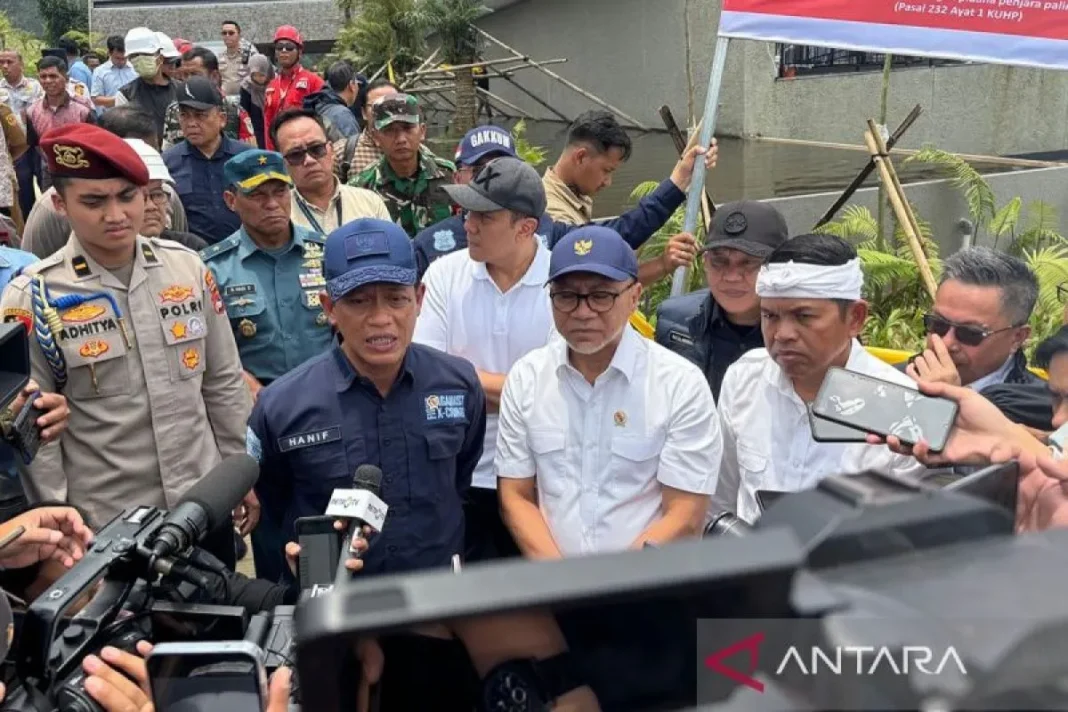 Menteri-bupati segel empat wisata langgar alih fungsi lahan di Puncak