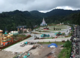 Pemkab Bogor Lega Hibisc Fantasy Puncak Dibongkar “Pemilik Sendiri”