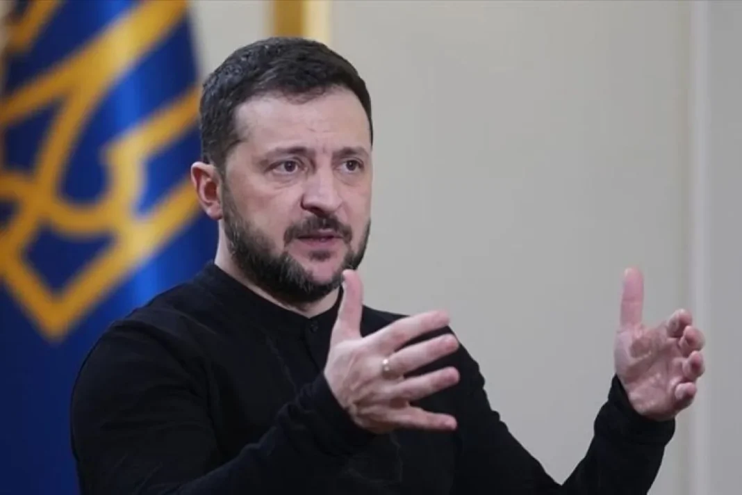 Pesawat Zelenskyy mendarat di Inggris setelah berselisih dengan Trump