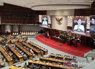 Kemarin, Rapat Paripurna DPR Mengesahkan RUU TNI jadi Undang-Undang