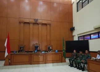 Saksi Nengsih Lihat Korban Tertembak Berlindung di Depan Warungnya