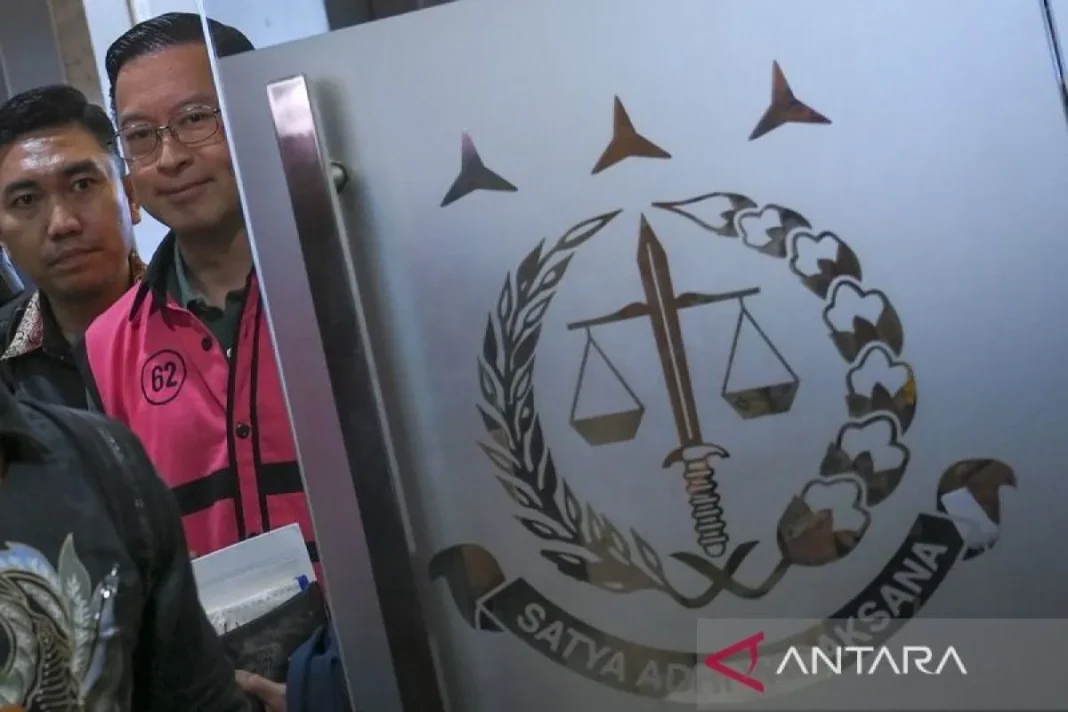 Tom Lembong jalani sidang perdana kasus korupsi importasi gula