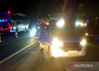 Contraflow Satu Lajur Diberlakukan di KM 70 hingga KM 36 Tol Japek