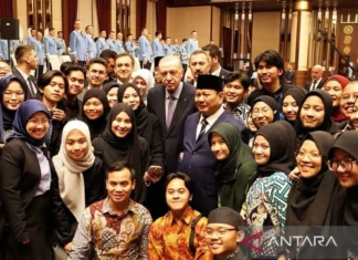 Prabowo Didampingi Erdogan Sapa Mahasiswa Indonesia di Turki