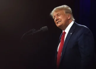 Trump Ingin Maju Melawan Obama di Pilpres 2028