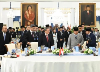 Prabowo Jamu PM Li Qiang Lewat Santap Siang dan Pertunjukan Budaya