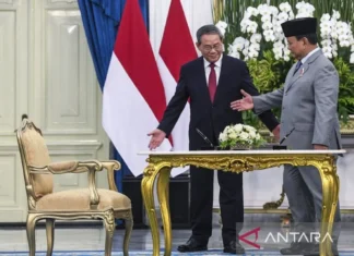 Presiden Prabowo Bahas MBG dan Swasembada Energi dengan PM Li Qiang